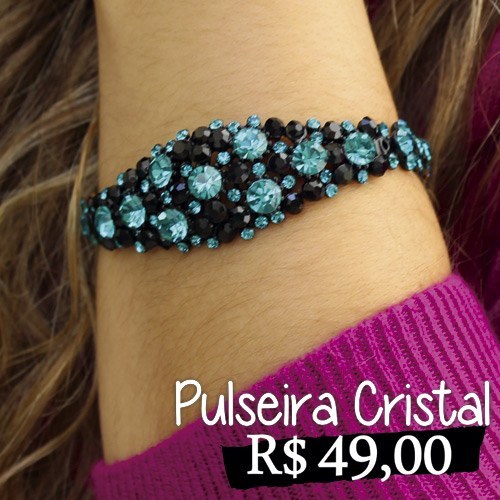 Pulseira Cristal - Pulseira com detalhes de strass preto e turquesa. Fechamento por fecho de encaixe. Modelo delicado, da um toque de brilho ao look casual.
